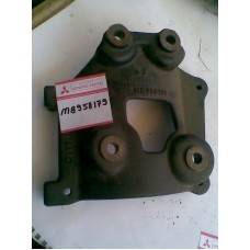 MB958179 MITSUBISHI  AC KOMPRESÖR BRAKET